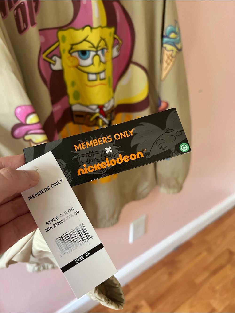 Members Only 2024 SpongeBob Nickelodeon collab “Stay Cool” windbreaker - Picture 9 of 9